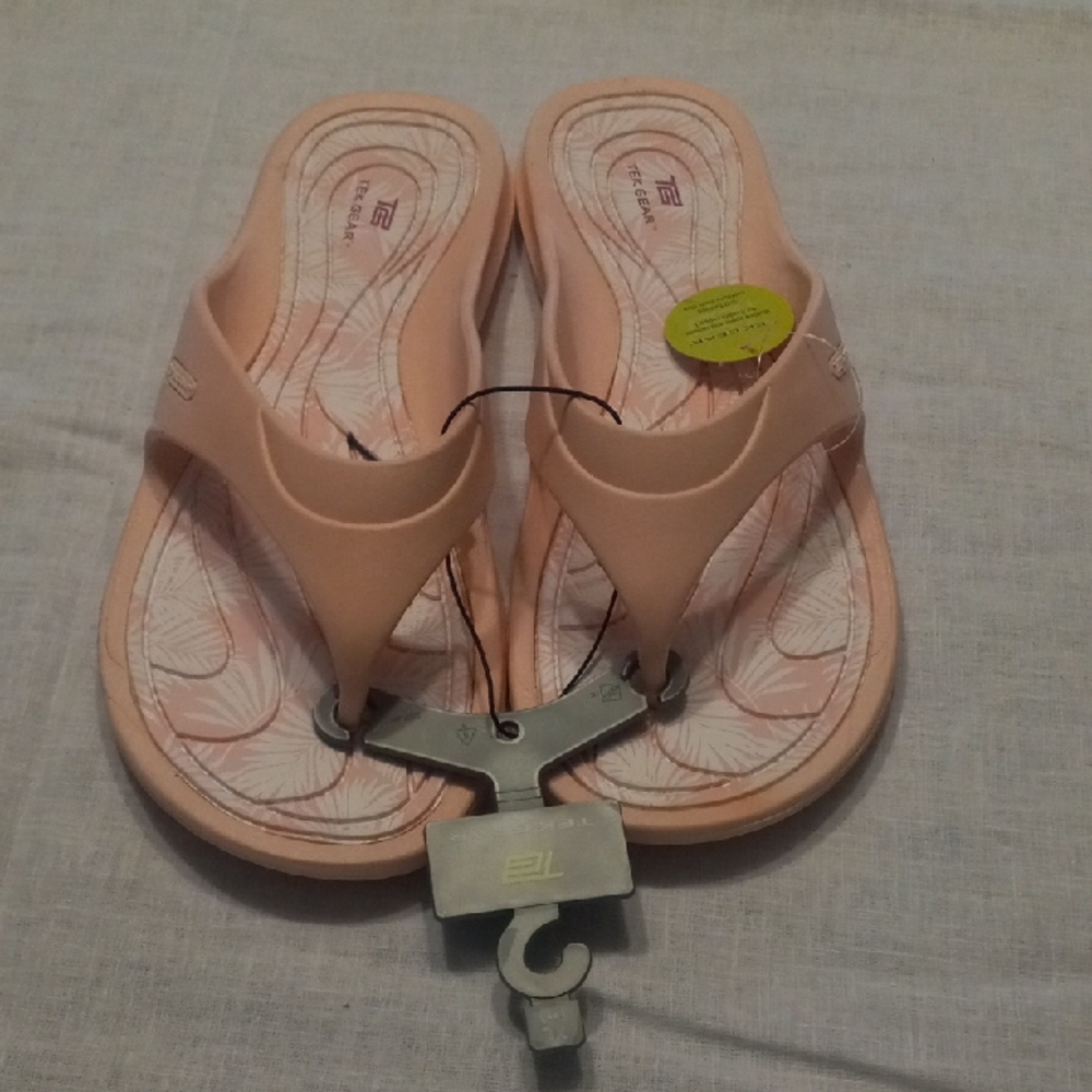 Tek Gear Women's Light Coral Sandals - Picture 4 of 4